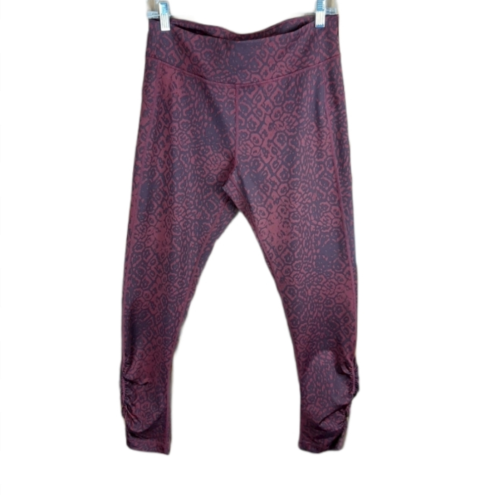 Bass Red & Black Leggings